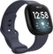 iMoshion Bandje Geschikt voor Fitbit Versa 4 / Versa 3 / Sense 2 / Sense - iMoshion Siliconen bandje - Donkerblauw