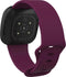 iMoshion Bandje Geschikt voor Fitbit Versa 4 / Versa 3 / Sense 2 / Sense - iMoshion Siliconen bandje - Donkerrood