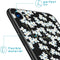 iMoshion Hoesje Geschikt voor iPhone SE (2022) / SE (2020) / 8 / 7 Hoesje Siliconen - iMoshion Design hoesje - Wit / Zwart / White Flowers