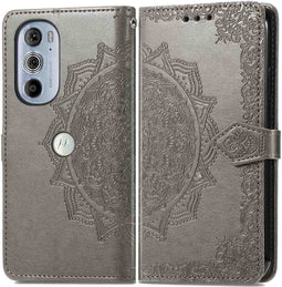 iMoshion Hoesje Geschikt voor Motorola Edge 30 Pro / Edge Plus (2022) Hoesje Met Pasjeshouder - iMoshion Mandala Bookcase - Grijs
