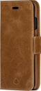 iPhone 15 Bookcase hoesje - dbramante1928 - Effen Cognac - Leer