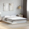 vidaXL - Bedframe - bewerkt - hout - wit - 140x200 - cm