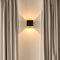 Atmooz - Wandlamp Gerona - Industrieel - Woonkamer / Slaapkamer - Zwarte Buitenkant - Gouden Binnenkant - Hoogte 14cm - Metaal