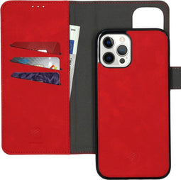 iMoshion Hoesje Geschikt voor iPhone 12 Pro Max Hoesje Met Pasjeshouder - iMoshion Uitneembare 2-in-1 Luxe Bookcase - Rood