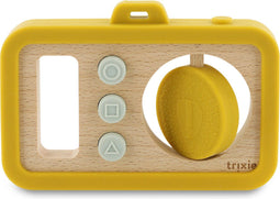 Trixie Baby Camera van Hout en Silicone - Mr. Lion - Eerste Speelgoed voor Baby - Kraamcadeau - Baby cadeau
