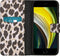 iMoshion Hoesje Geschikt voor iPhone SE (2022) / SE (2020) / 8 / 7 Hoesje Met Pasjeshouder - iMoshion Design Softcase Bookcase - Goud / Zwart / Golden Leopard