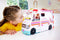 Barbie Ambulance - Speelset met licht en geluid - 20 accessoires