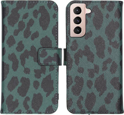 iMoshion Hoesje Geschikt voor Samsung Galaxy S21 Hoesje Met Pasjeshouder - iMoshion Design Softcase Bookcase - Meerkleurig / Green Leopard