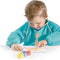 SES Creative - Sophie la Girafe - Vingerverf Set met Kliederschort - 4 kleuren vingerverf - inclusief verfschort, papier en overlegvellen - glutenvrij - makkelijk uitwasbaar - vingerverf vanaf 1 jaar