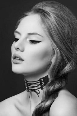 Bijoux Pour Toi - Halsband - Fetish Choker Met Veters - Zwart