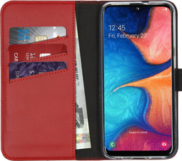 Selencia Hoesje Geschikt voor Samsung Galaxy A20e Hoesje Met Pasjeshouder - Selencia Echt Lederen Bookcase - Rood