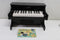 Woet® Houten Elektronische Speelgoed Piano - 25 Toetsen - Inclusief Muziekboekje en Toonladderkaart - Zwart - Vanaf 3 jaar