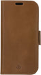 dbramante1928 iPhone 13 - Flip cover - Magneetsluiting en ruimte voor pasjes - Cognac
