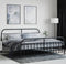 vidaXL - Bedframe - met - hoofd- - en - voeteneinde - metaal - zwart - 200x200 - cm