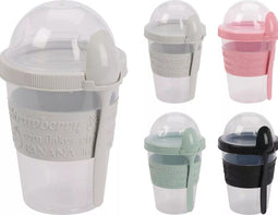 Yoghurtbeker To Go Met Lepel Kunststof 600ml Met Tekst