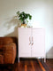 Mustard - The Midi - Kast - Metaal - Blush ( licht roze )