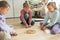 BS Toys Vlooienspel - Hout - FSC - Vloerspel - 2 tot 4 spelers - Vanaf 6 jaar - Cadeau kind