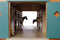Kids Globe Paardenstal met 7 boxen, 1:24