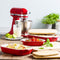 KitchenAid Ovenschaal met bamboe deksel - medium - keizer rood