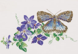 Thea Gouverneur - Borduurpakket met telpatroon - 438 - Voorgesorteerde DMC Garens - Vlinder Blauwe Clematis - Linnen - 29 cm x 18 cm - DIY Kit