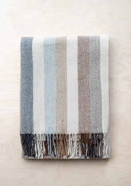 Kniedeken Gestreept Beige - Gerecycled Wol - 72x190 - TBCo Scotland