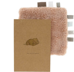 Kraamcadeau Knuffeldoekje met Kaart - Geschenkset met speendoekje - Baby Geboortecadeau Milky Rust - Roze - Snoozebaby