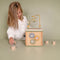 Little Dutch - Activiteitenkubus FSC - Vormenstoof en kralenspiraal - Little Farm