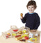 Melissa & Doug Voedselgroepen - Houten speelgoedeten met 21 stuks en 4 kratjes - Leerzaam fantasiespel (set van 21)