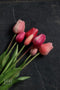 Kunst tulpen donker roze - 47cm - 7 stelen - kunstbloemen - voorjaarsbloemen - kunst boeket - tulpenboeket