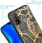 iMoshion Hoesje Geschikt voor Huawei P Smart (2020) Hoesje Siliconen - iMoshion Design hoesje - Goud / Zwart / Golden Leaves