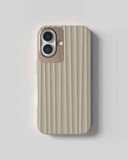 Nudient Bold - Soft Case - Gerecycled materiaal - Groen (iPhone 16)