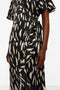 OBJECT Papaya - Lang satijnlook jurk - Overslag met ruffle detail - Maat 40