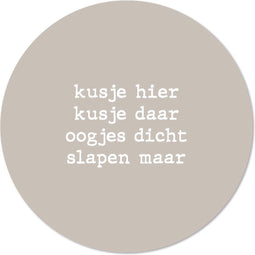 Label2X - Muurcirkel kids kusje hier beige - 40 cm - Forex - Multicolor - Wandcirkel - Rond Schilderij - Muurdecoratie Cirkel - Wandecoratie rond - Decoratie voor woonkamer of slaapkamer