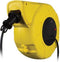 Perel Kabelhaspel, gebruik binnenshuis, voor wand- en plafondmontage, penaarde, automatisch oprolsysteem, 180° draaibare muurbeugel, thermische beveiliging, kabellengte 13 + 2 m, 3G1.5, geel