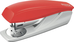 Leitz NeXXt Recycle Kleine Nietmachine - Niet tot 25 Vel - 96% Gerecycled Post-consumer Plastic - Rood