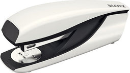 Leitz WOW Bureau Nietmachine - Nietapaciteit Van 30 Vel - Inclusief Nietjes - Wit