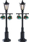 Lemax - Old English Lamp Post - Set Of 2 - B/o (4.5v) - Kersthuisjes & Kerstdorpen
