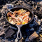 Valhal Outdoor Skillet / Koekenpan met steel - gietijzer, diameter 25cm - schenktuiten - VH25