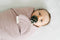 Lil' Papoe Swaddle - Inbakerdoek uit 100% Organisch Katoen - Wikkeldeken - Tetra Lila
