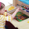 Step2 Deluxe Art Master Bureau met stoel voor kinderen - Creatieve Kinder Werkplek - Kinderbureau met Verlichting - Creativiteitstafel met opbergruimte - Activiteitentafel