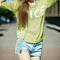 Lunso - Backcover hoes met koord - Samsung Galaxy S21 FE - Glitter Lichtblauw
