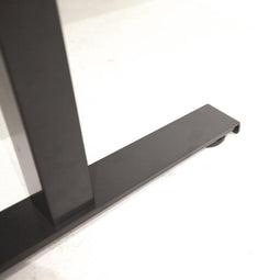 Dextro slinger zit/sta 160x80cm, hoogte verstelbare werkplek dmv slinger, T-poot frame. Frame kleur aluminium (RAL9006) en blad Honey Castello