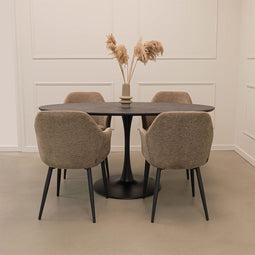 Kick Jari - Eettafel ovaal - Stijlvol design - Zwart
