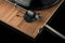 Pro-Ject E1 AT3600L - Platenspeler - Ingebouwde phono-versterker - Walnoot