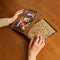 UNIDRAGON Houten Puzzel Voor Volwassenen Woosaic - Etnisch meisje - 1000 stukjes - 60x44 cm