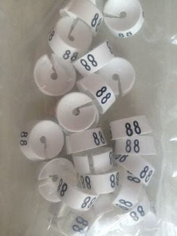 MB - MB wit/zwart 88 voor op kledinghanger