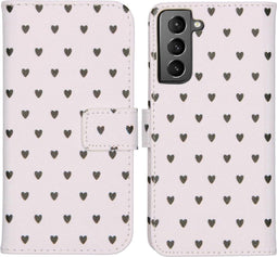 iMoshion Hoesje Geschikt voor Samsung Galaxy S21 Hoesje Met Pasjeshouder - iMoshion Design Softcase Bookcase - Wit / Zwart / Hearts Allover White