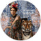 Melli Mello - Frida Kahlo - Wall Cirle - Ø 100 - Muurcirkel - Wanddecoratie - Dibond - Voor Binnen & Buiten - Woonaccessoire - Kunst - Schilderij