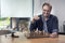MILLENNIUM ChessGenius Exclusive - Schaakcomputer voor hoogste comfort en vereiste. In echthout met volledig automatische stukherkenning.