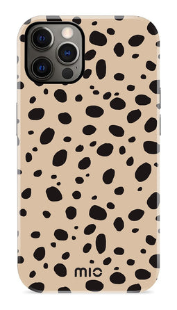 Mio by Mobilize Hoesje geschikt voor Apple iPhone 12 MagSafe Telefoonhoesje Hardcase | Mio by Mobilize Backcover | Geschikt voor MagSafe | Geschikt voor Draadloos Opladen met Magnetische Ring | MagSafe Case - Spots | Bruin